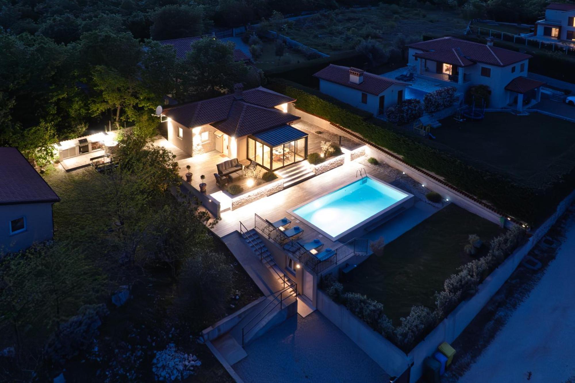 Krasna Kuca Villa ลาบิน ภายนอก รูปภาพ